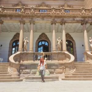 Meet your Posher, Estela